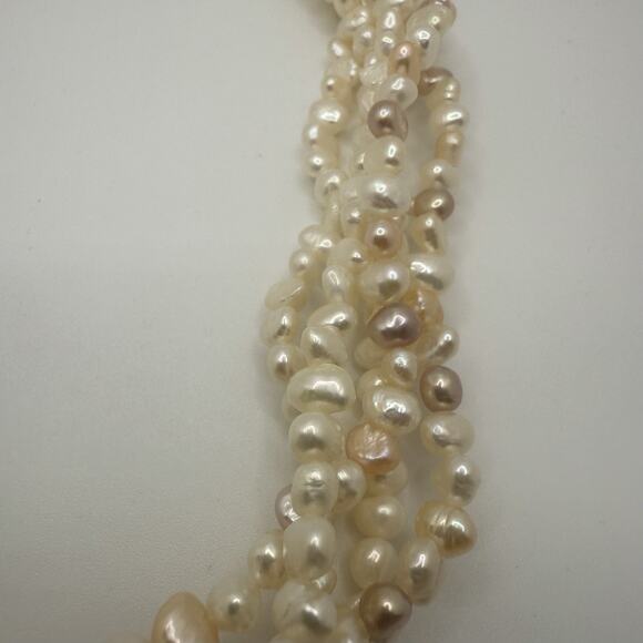 Vintage Faux Pearl Necklace Multi Strand White Pink Purple 16.5” - Picture 4 of 11